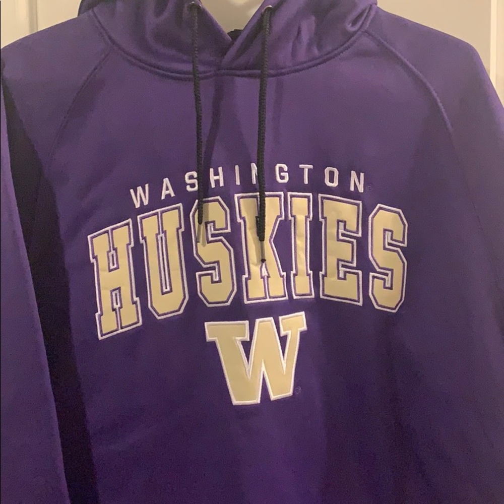 NWT Washington Huskies 2 toned hoodie